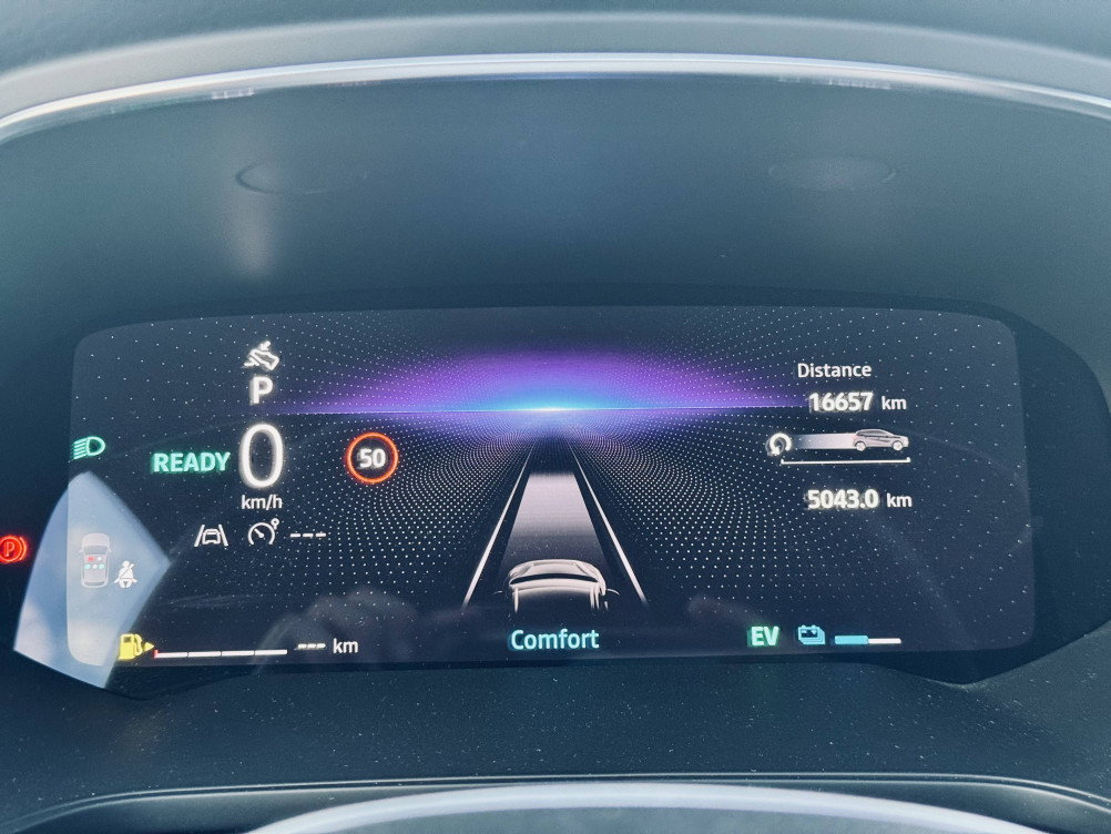 Acheter Renault Captur 2 Captur E-Tech full hybrid 145 ch esprit Alpine 5p occasion dans les concessions du Groupe Faurie