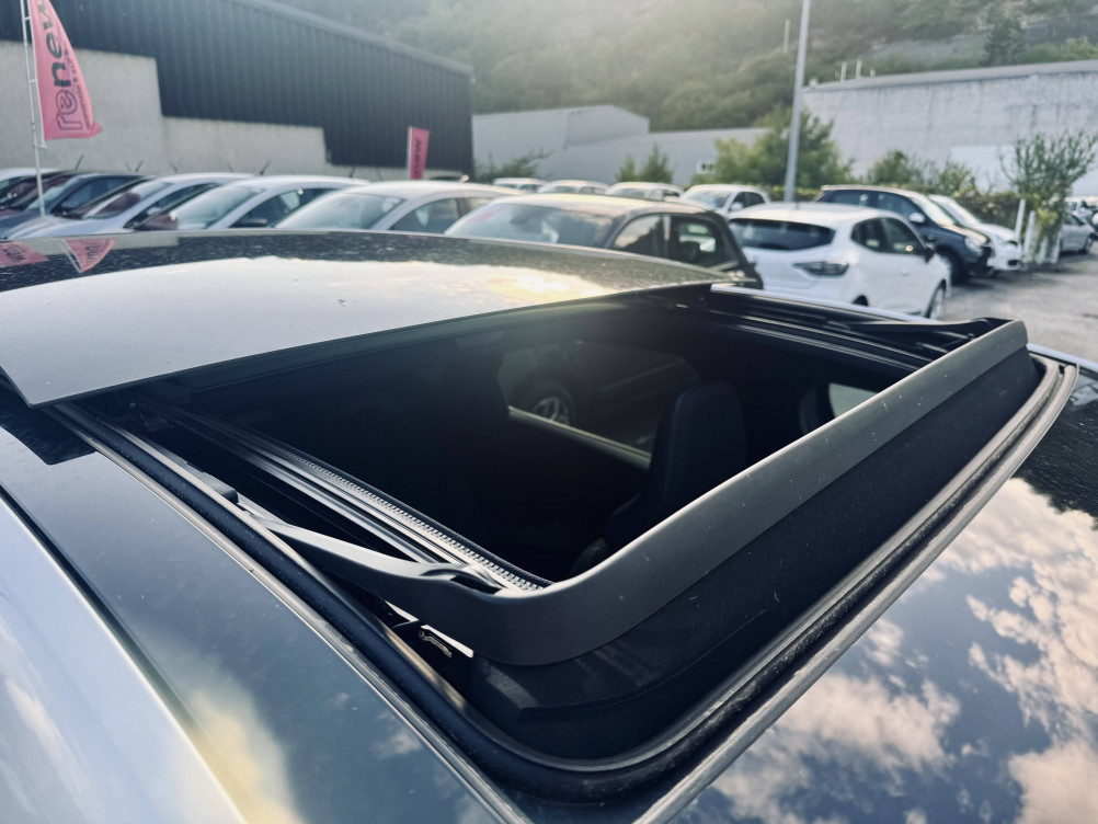 Acheter Renault Captur 2 Captur E-Tech full hybrid 145 ch esprit Alpine 5p occasion dans les concessions du Groupe Faurie