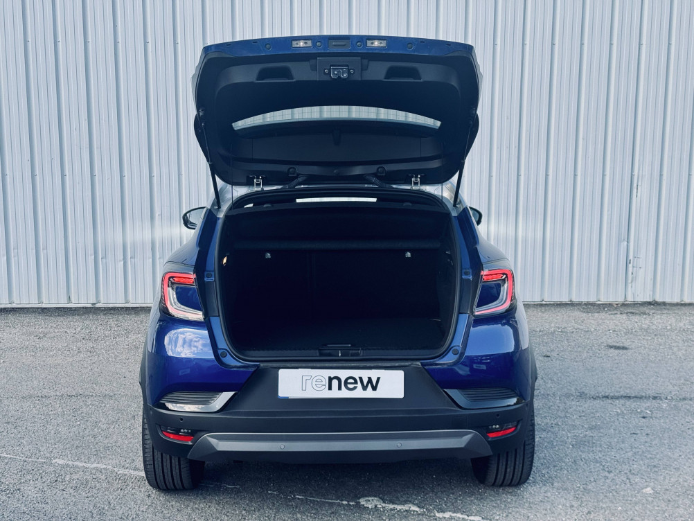 Acheter Renault Captur 2 Captur E-Tech full hybrid 145 ch esprit Alpine 5p occasion dans les concessions du Groupe Faurie