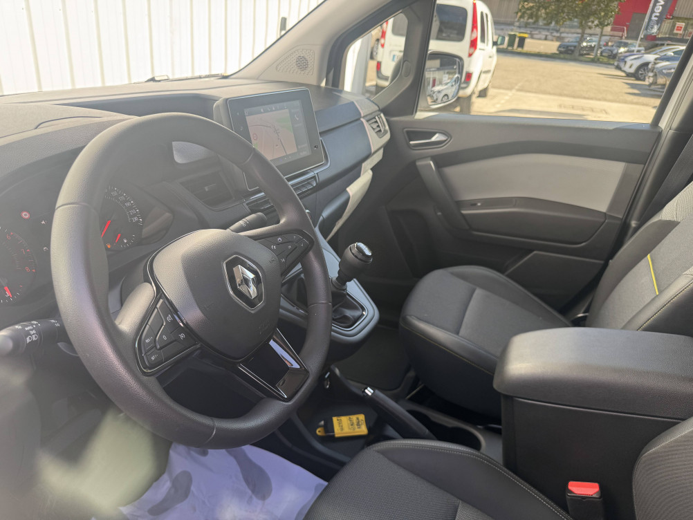 Acheter Renault Kangoo 3 KANGOO VAN TCE 130 EXTRA - 22 5p occasion dans les concessions du Groupe Faurie