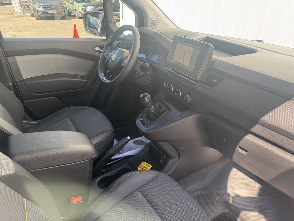 Acheter Renault Kangoo 3 KANGOO VAN TCE 130 EXTRA - 22 5p occasion dans les concessions du Groupe Faurie