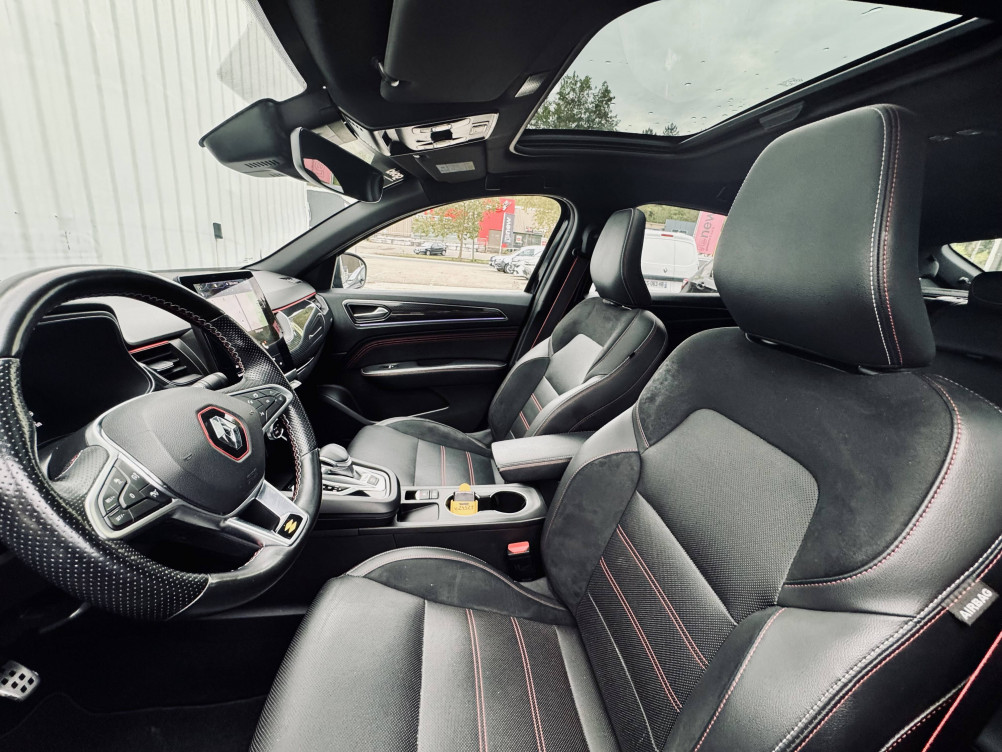 Acheter Renault Arkana Arkana E-Tech 145 - 21B R.S. Line 5p occasion dans les concessions du Groupe Faurie