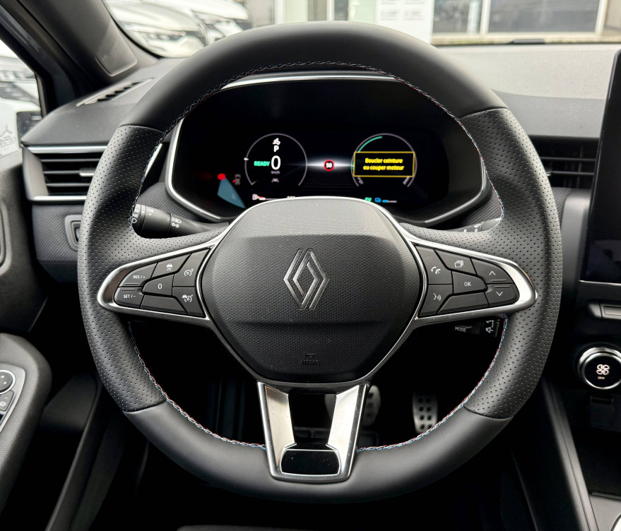 Acheter Renault Clio 5 Clio E-Tech full hybrid 145 ch GSR2 Esprit Alpine 5p occasion dans les concessions du Groupe Faurie