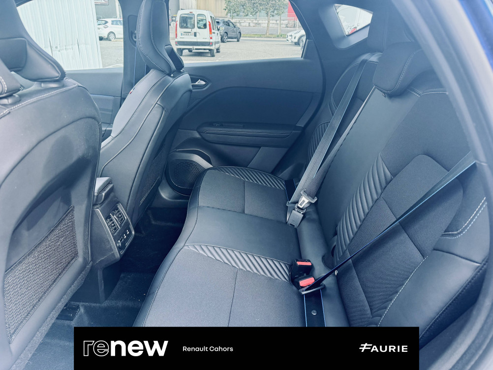 Acheter Renault Captur 2 Captur E-Tech full hybrid 145 ch esprit Alpine 5p occasion dans les concessions du Groupe Faurie