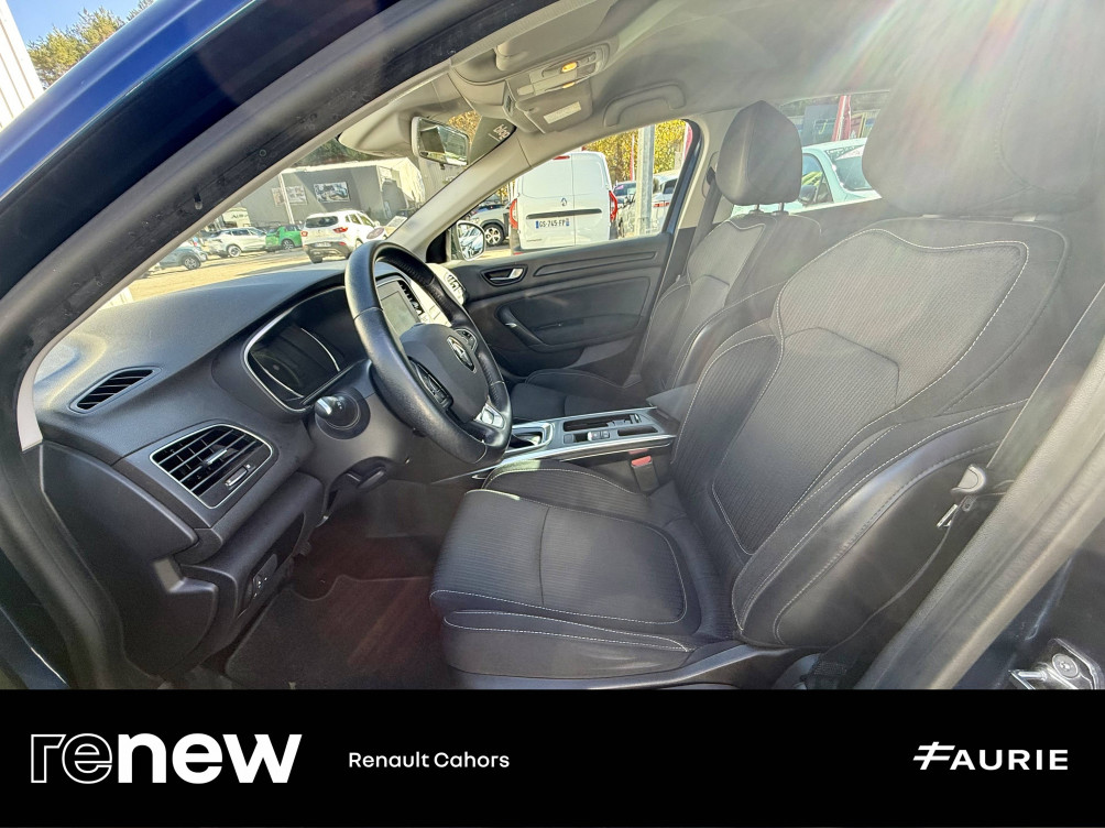 Acheter Renault Megane 4 Mégane IV Berline TCe 130 Energy EDC Limited 5p occasion dans les concessions du Groupe Faurie