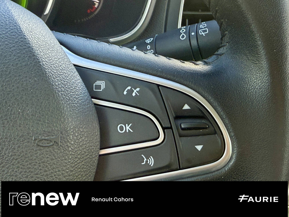 Acheter Renault Megane 4 Mégane IV Berline TCe 130 Energy EDC Limited 5p occasion dans les concessions du Groupe Faurie