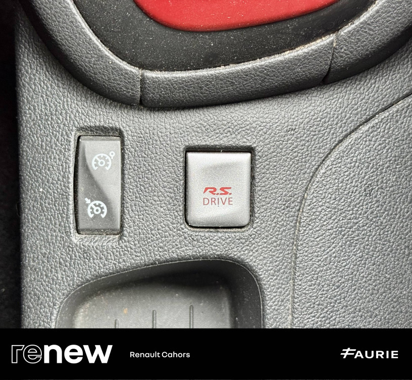 Acheter Renault Clio 4 Clio IV 1.6 Turbo 200 RS EDC 5p occasion dans les concessions du Groupe Faurie