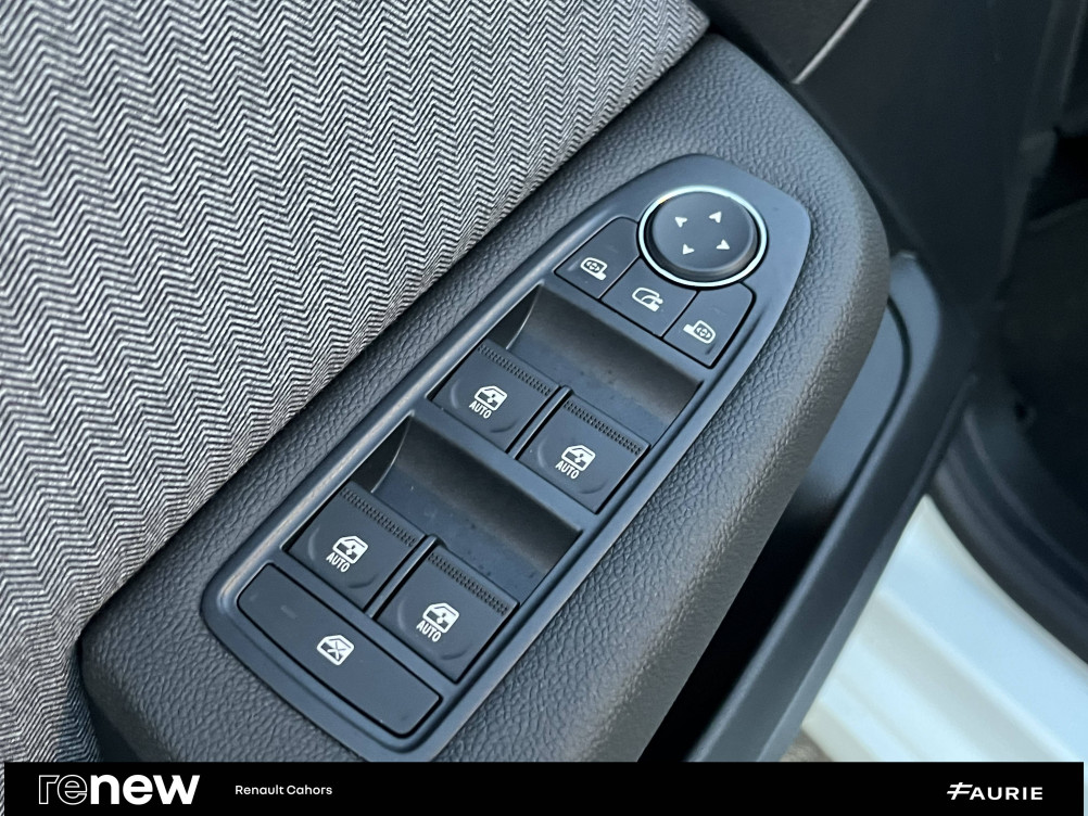 Acheter Renault Clio 5 Clio E-Tech full hybrid 145 ch GSR2 Techno 5p occasion dans les concessions du Groupe Faurie