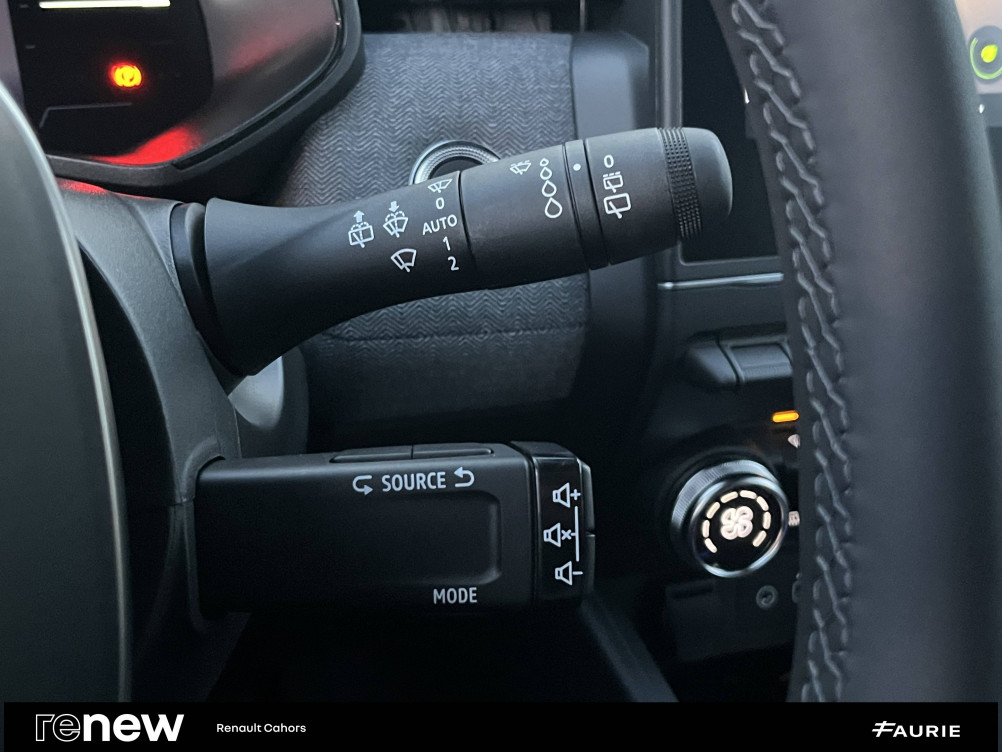 Acheter Renault Clio 5 Clio E-Tech full hybrid 145 ch GSR2 Techno 5p occasion dans les concessions du Groupe Faurie