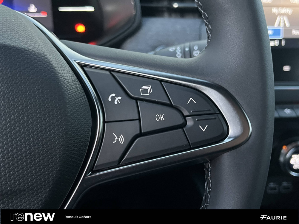 Acheter Renault Clio 5 Clio E-Tech full hybrid 145 ch GSR2 Techno 5p occasion dans les concessions du Groupe Faurie