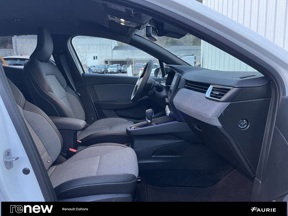 Acheter Renault Clio 5 Clio E-Tech full hybrid 145 ch GSR2 Techno 5p occasion dans les concessions du Groupe Faurie