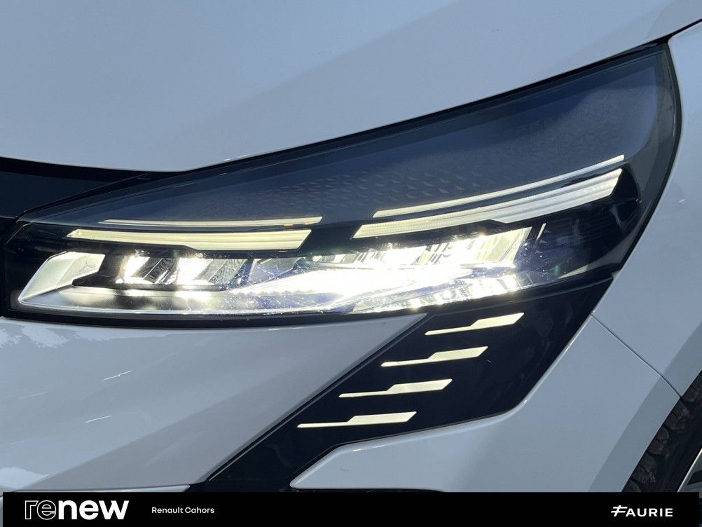 Acheter Renault Clio 5 Clio E-Tech full hybrid 145 ch GSR2 Techno 5p occasion dans les concessions du Groupe Faurie