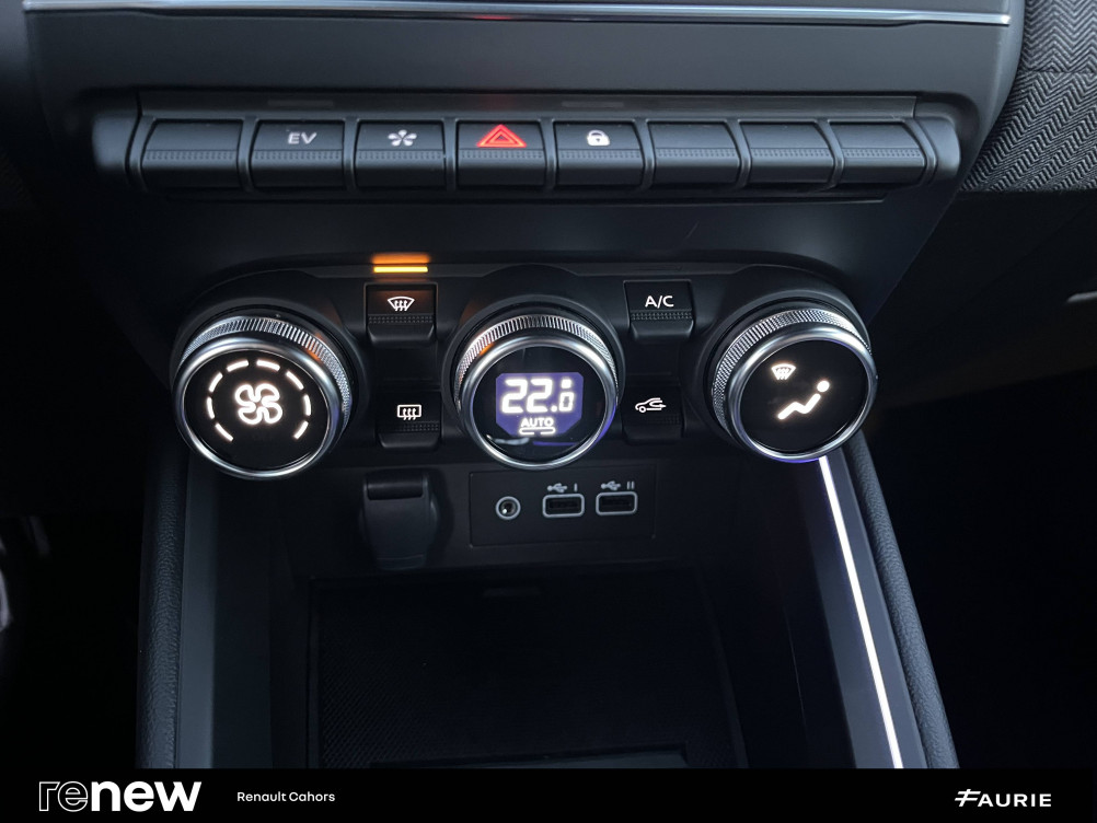 Acheter Renault Clio 5 Clio E-Tech full hybrid 145 ch GSR2 Techno 5p occasion dans les concessions du Groupe Faurie