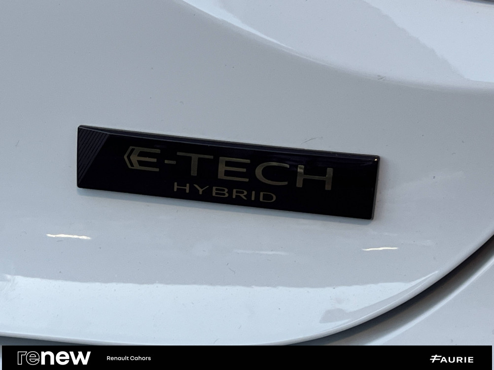 Acheter Renault Clio 5 Clio E-Tech full hybrid 145 ch GSR2 Techno 5p occasion dans les concessions du Groupe Faurie