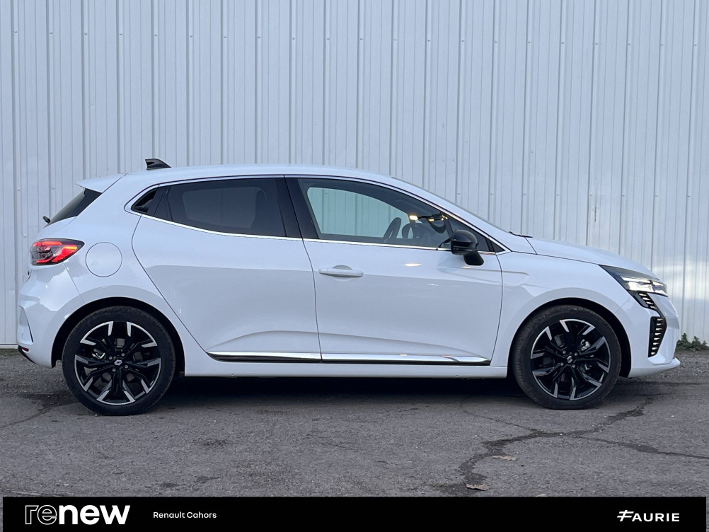 Acheter Renault Clio 5 Clio E-Tech full hybrid 145 ch GSR2 Techno 5p occasion dans les concessions du Groupe Faurie