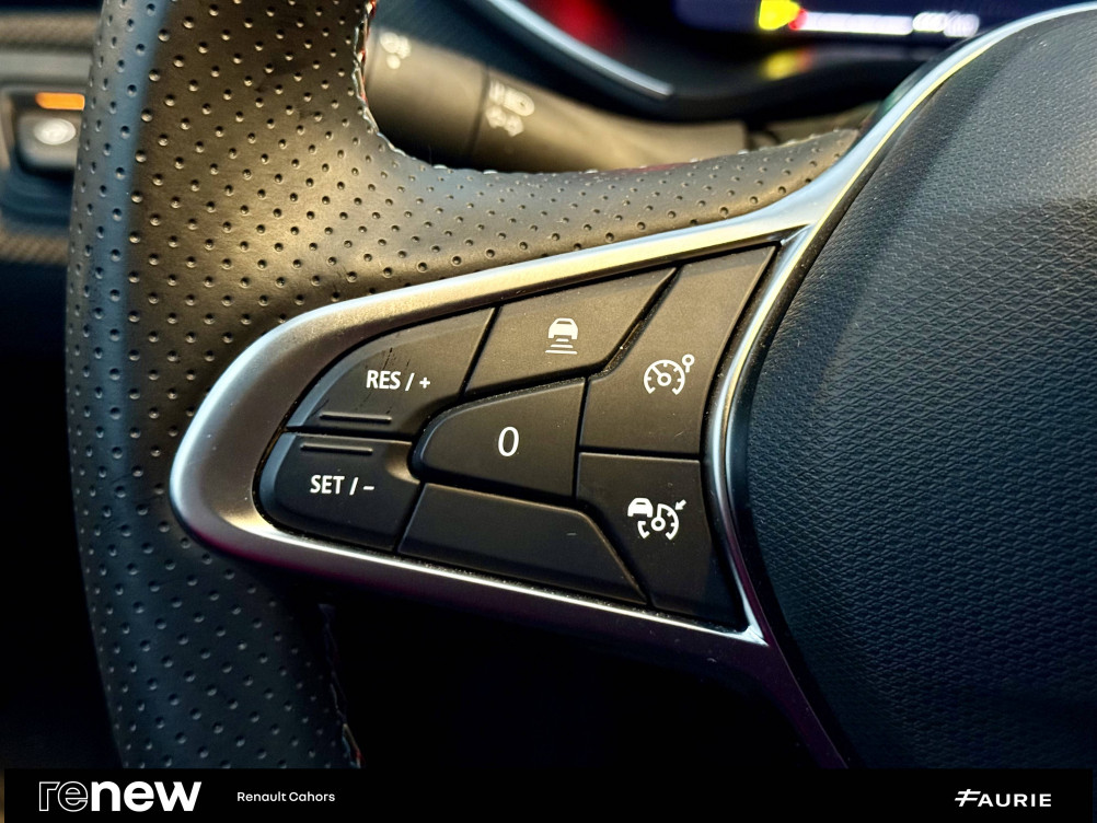 Acheter Renault Clio 5 Clio E-Tech full hybrid 145 ch GSR2 Esprit Alpine 5p occasion dans les concessions du Groupe Faurie