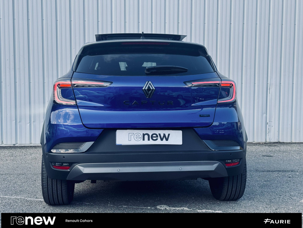 Acheter Renault Captur 2 Captur E-Tech full hybrid 145 ch esprit Alpine 5p occasion dans les concessions du Groupe Faurie