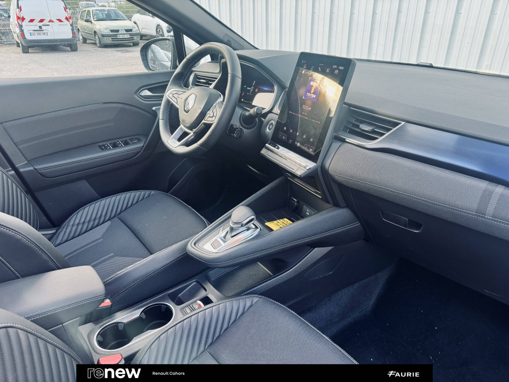 Acheter Renault Captur 2 Captur E-Tech full hybrid 145 ch esprit Alpine 5p occasion dans les concessions du Groupe Faurie