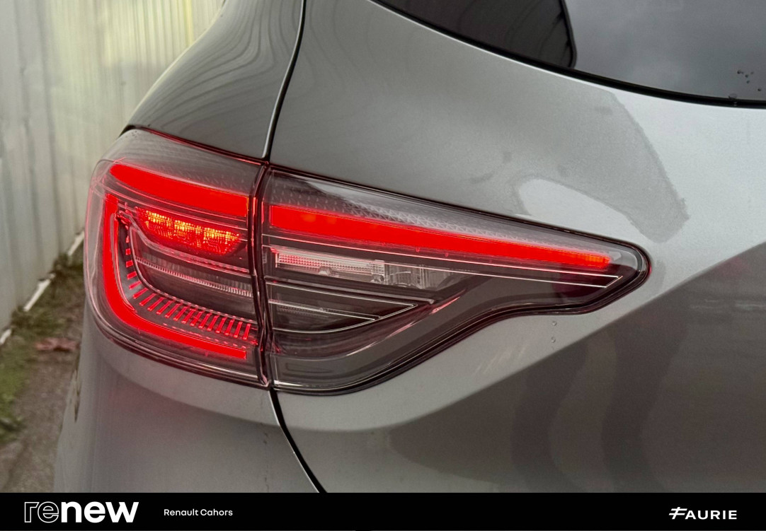 Acheter Renault Clio 5 Clio E-Tech full hybrid 145 ch GSR2 Esprit Alpine 5p occasion dans les concessions du Groupe Faurie