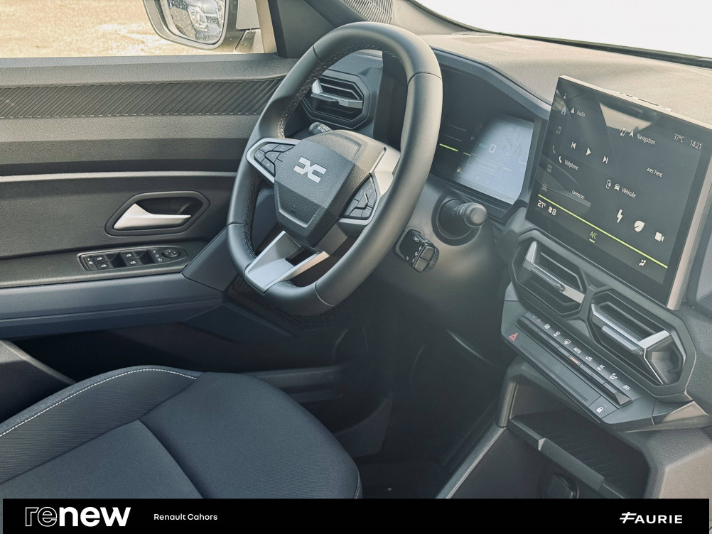 Acheter Dacia Duster Duster Hybrid 140 Journey 5p occasion dans les concessions du Groupe Faurie