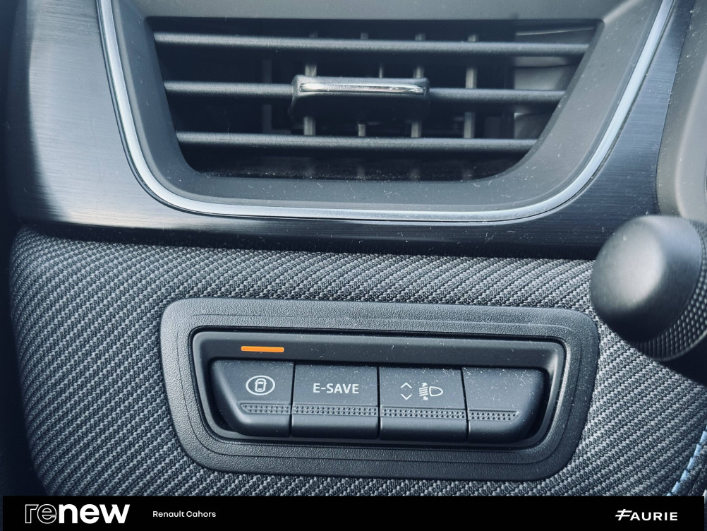 Acheter Renault Captur 2 Captur E-Tech full hybrid 145 ch esprit Alpine 5p occasion dans les concessions du Groupe Faurie
