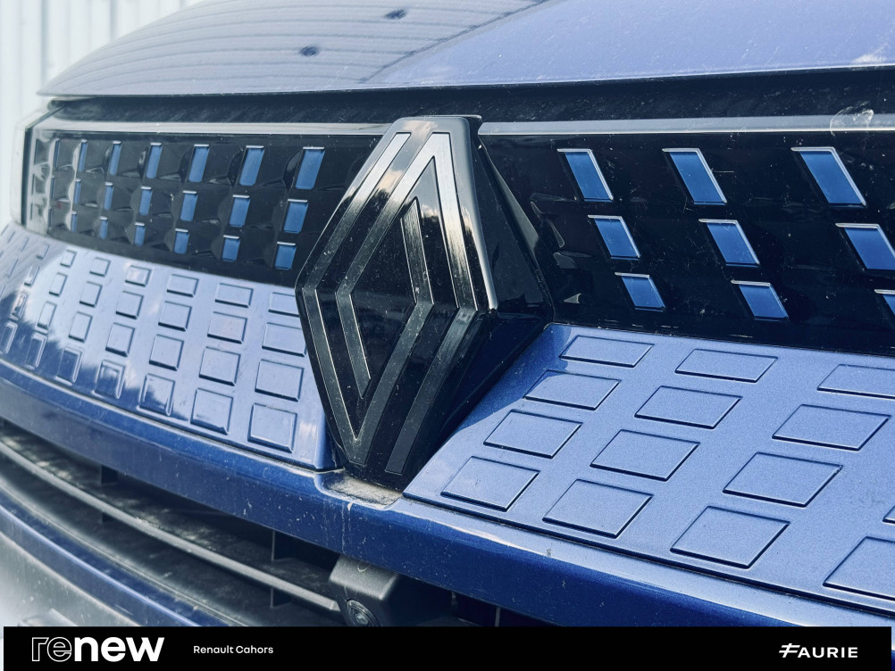 Acheter Renault Captur 2 Captur E-Tech full hybrid 145 ch esprit Alpine 5p occasion dans les concessions du Groupe Faurie