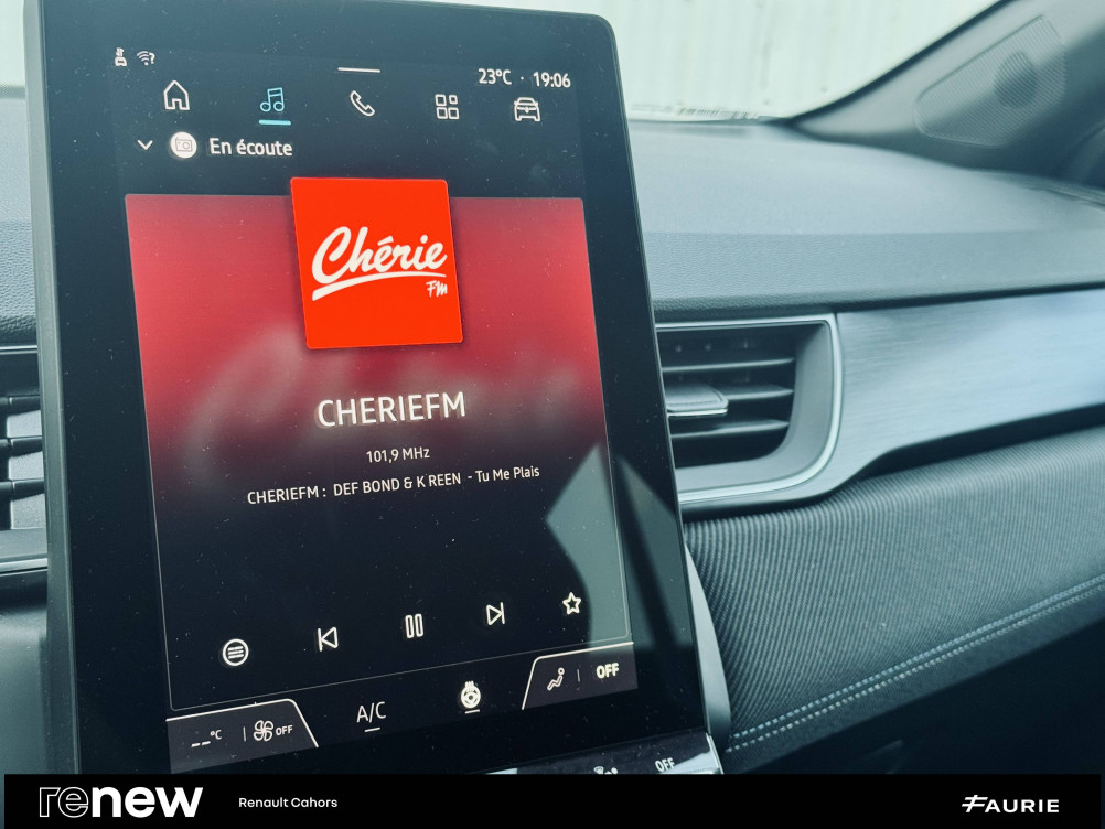 Acheter Renault Captur 2 Captur E-Tech full hybrid 145 ch esprit Alpine 5p occasion dans les concessions du Groupe Faurie