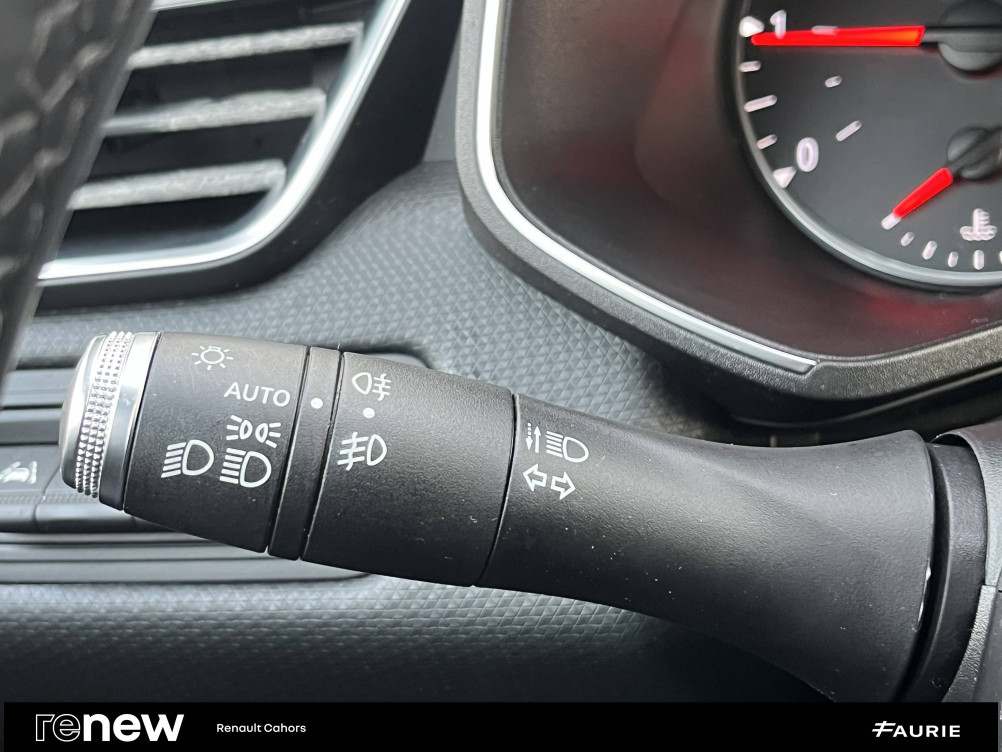 Acheter Renault Clio 5 CLIO SOCIETE BLUE DCI 85 BUSINESS REVERSIBLE 5p occasion dans les concessions du Groupe Faurie