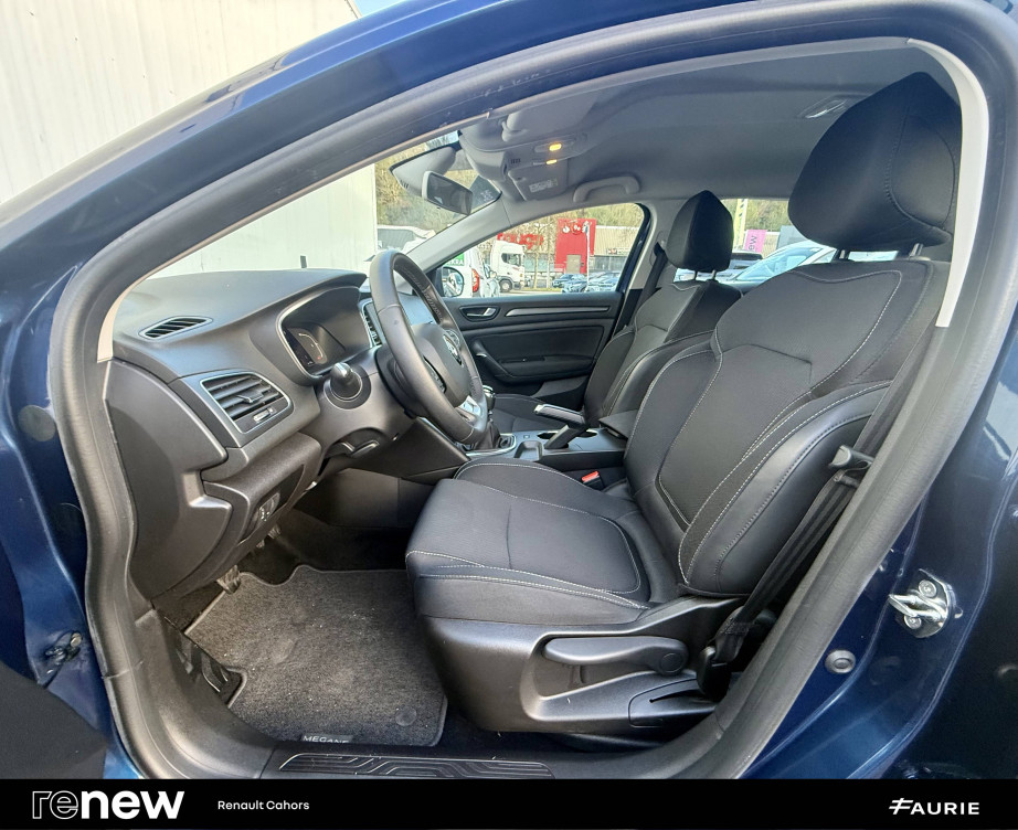 Acheter Renault Megane 4 Mégane IV Berline TCe 115 FAP Zen 5p occasion dans les concessions du Groupe Faurie