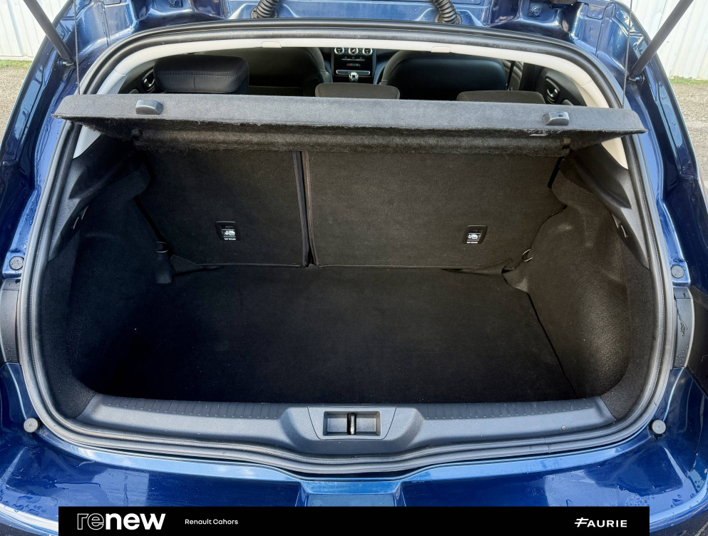 Acheter Renault Megane 4 Mégane IV Berline TCe 115 FAP Zen 5p occasion dans les concessions du Groupe Faurie