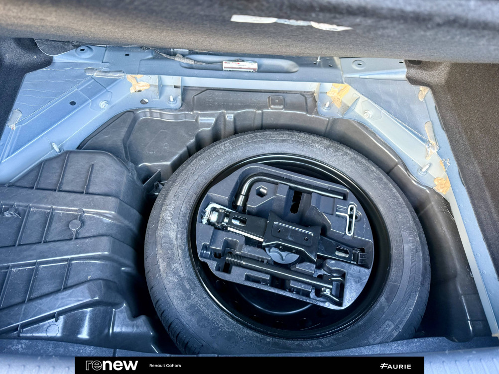 Acheter Renault Megane 4 Mégane IV Berline TCe 115 FAP Zen 5p occasion dans les concessions du Groupe Faurie