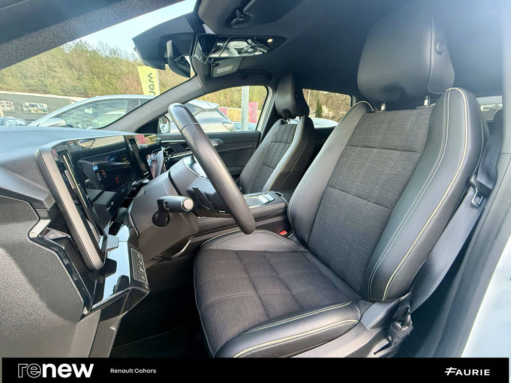 Acheter Renault Austral Austral E-Tech hybrid 200 Iconic 5p occasion dans les concessions du Groupe Faurie
