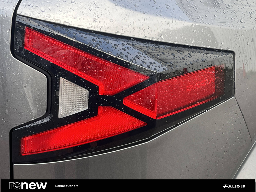 Acheter Dacia Duster Duster Hybrid 140 Journey 5p occasion dans les concessions du Groupe Faurie