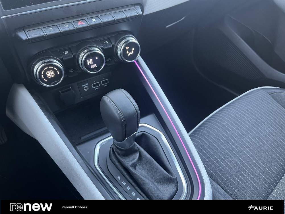 Acheter Renault Clio 5 Clio E-Tech full hybrid 145 Techno 5p occasion dans les concessions du Groupe Faurie