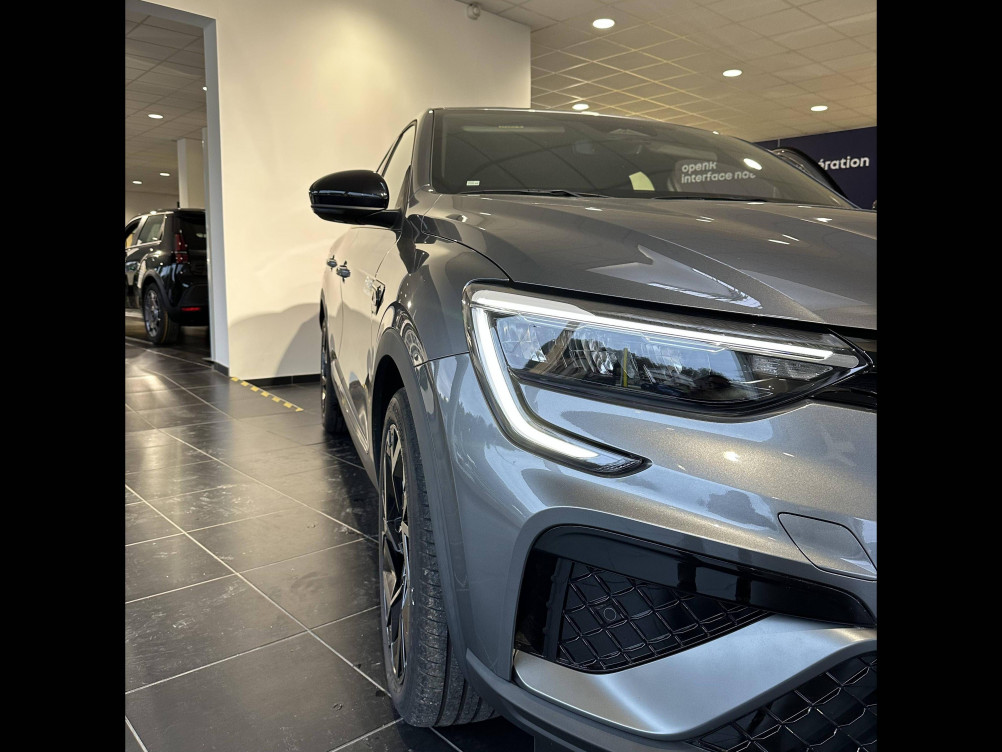 Acheter Renault Arkana Arkana E-Tech full hybrid 145 GSR2 esprit Alpine 5p neuf dans les concessions du Groupe Faurie