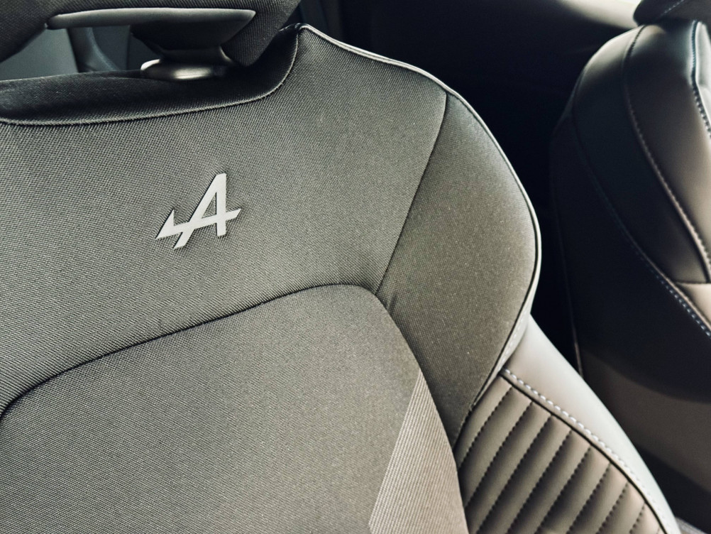 Acheter Renault Clio 5 Clio TCe 90 ch GSR2 Esprit Alpine 5p neuf dans les concessions du Groupe Faurie