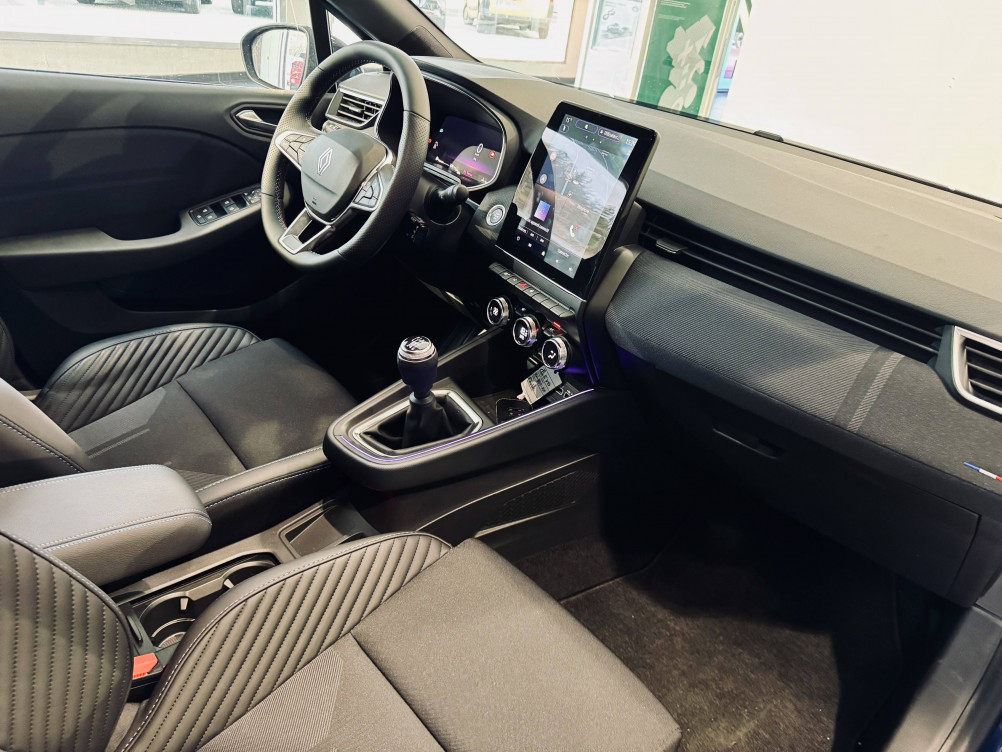 Acheter Renault Clio 5 Clio TCe 90 ch GSR2 Esprit Alpine 5p neuf dans les concessions du Groupe Faurie