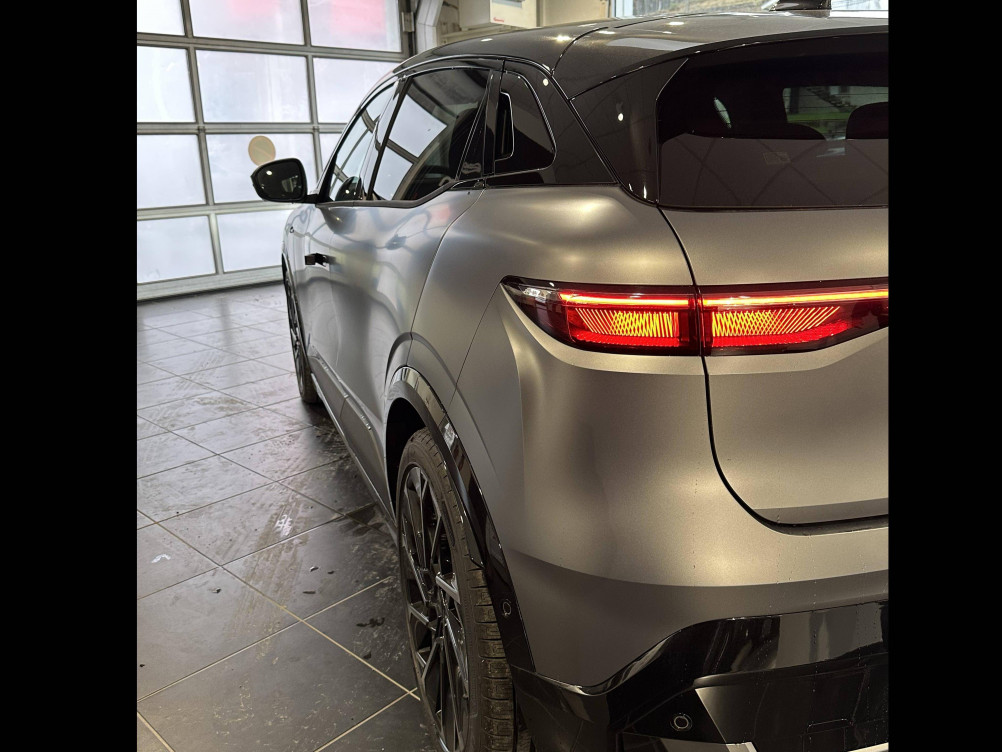 Acheter Renault Megane E-Tech Megane E-Tech 220 ch autonomie confort esprit Alpine 5p neuf dans les concessions du Groupe Faurie