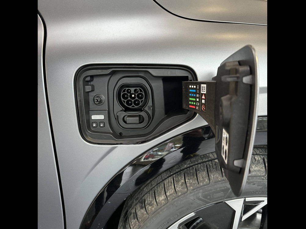 Acheter Renault Megane E-Tech Megane E-Tech 220 ch autonomie confort esprit Alpine 5p neuf dans les concessions du Groupe Faurie