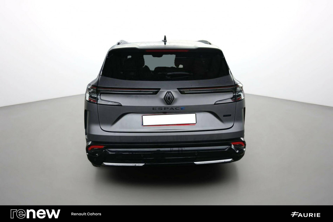 Acheter Renault Espace 6 Espace E-Tech full hybrid 200 GSR2 esprit Alpine 5p occasion dans les concessions du Groupe Faurie