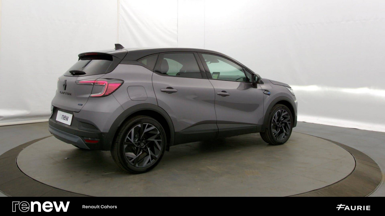 Acheter Renault Captur 2 Captur E-Tech full hybrid 160 ch esprit Alpine 5p occasion dans les concessions du Groupe Faurie