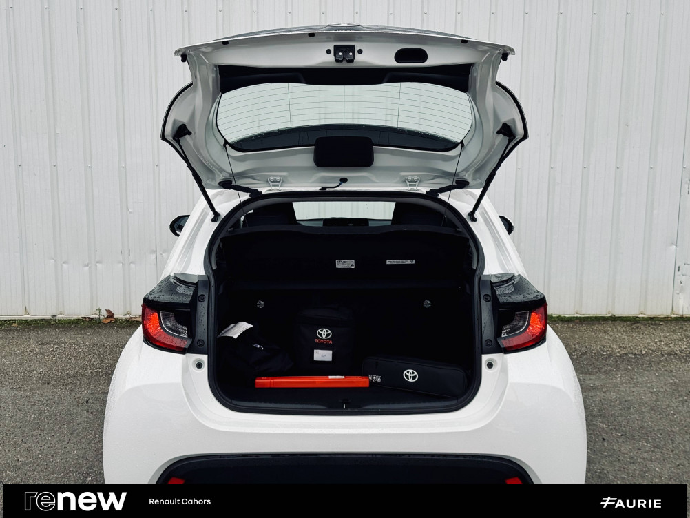Acheter Toyota Yaris Yaris Hybride 116h Dynamic 5p occasion dans les concessions du Groupe Faurie
