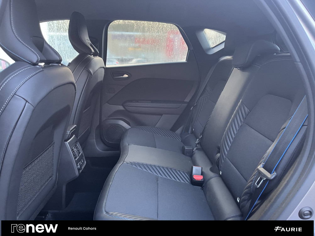Acheter Renault Captur 2 Captur E-Tech full hybrid 160 ch esprit Alpine 5p occasion dans les concessions du Groupe Faurie