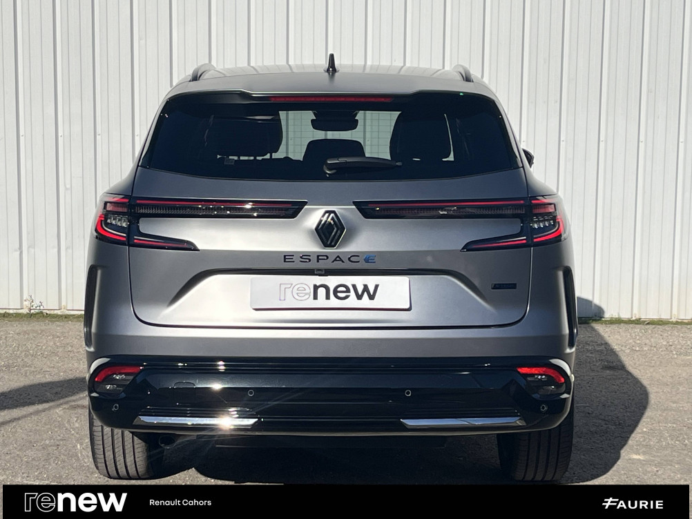Acheter Renault Espace 6 Espace E-Tech full hybrid 200 GSR2 esprit Alpine 5p occasion dans les concessions du Groupe Faurie