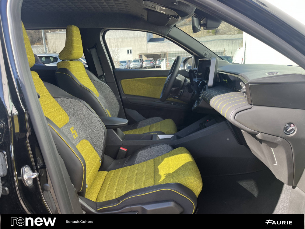 Acheter Renault Renault 5 Renault 5 E-Tech Electrique 150 ch autonomie confort Iconic cinq 5p occasion dans les concessions du Groupe Faurie