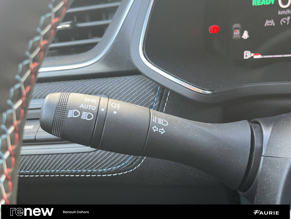 Acheter Renault Captur 2 Captur E-Tech full hybrid 145 ch esprit Alpine 5p occasion dans les concessions du Groupe Faurie