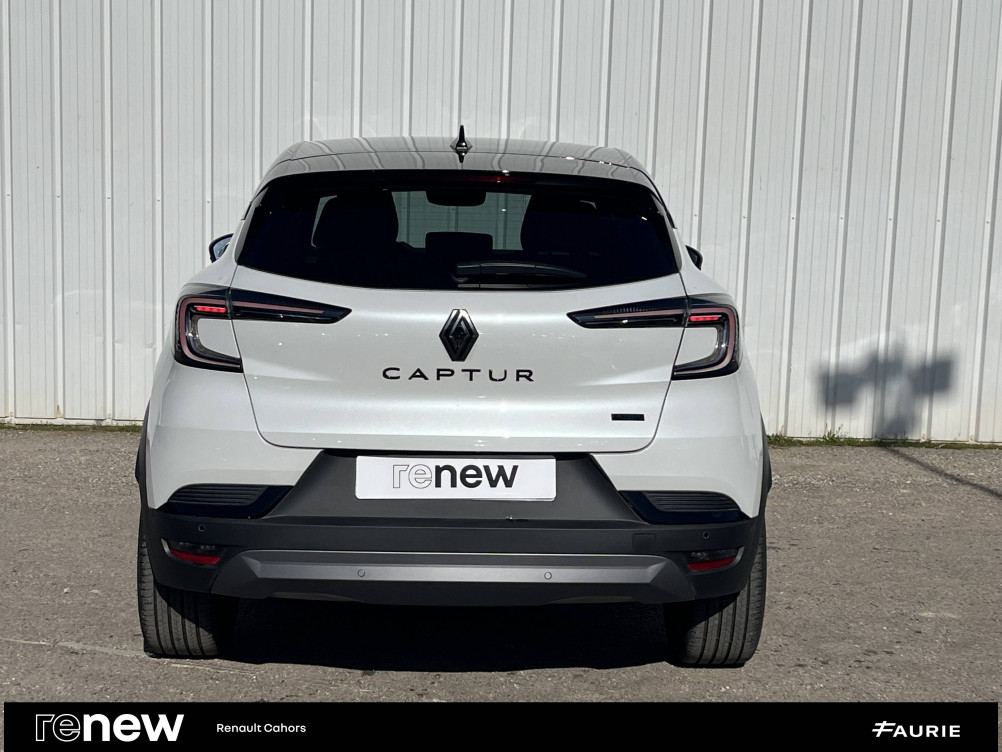 Acheter Renault Captur 2 Captur E-Tech full hybrid 145 ch esprit Alpine 5p occasion dans les concessions du Groupe Faurie