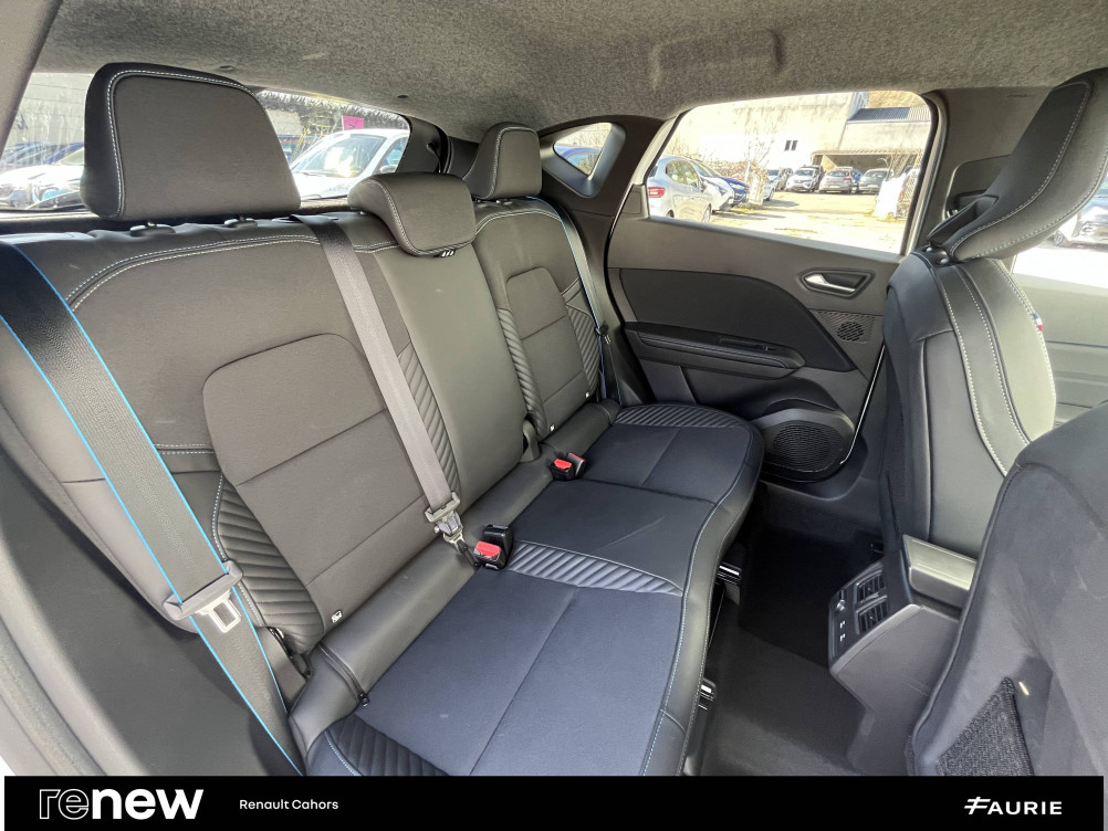 Acheter Renault Captur 2 Captur E-Tech full hybrid 145 ch esprit Alpine 5p occasion dans les concessions du Groupe Faurie