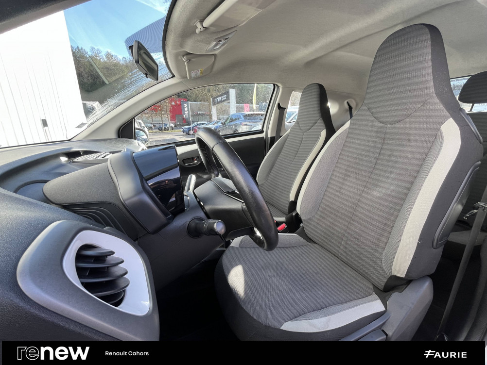 Acheter Toyota Aygo Aygo 1.0 VVT-i x-play 3p occasion dans les concessions du Groupe Faurie