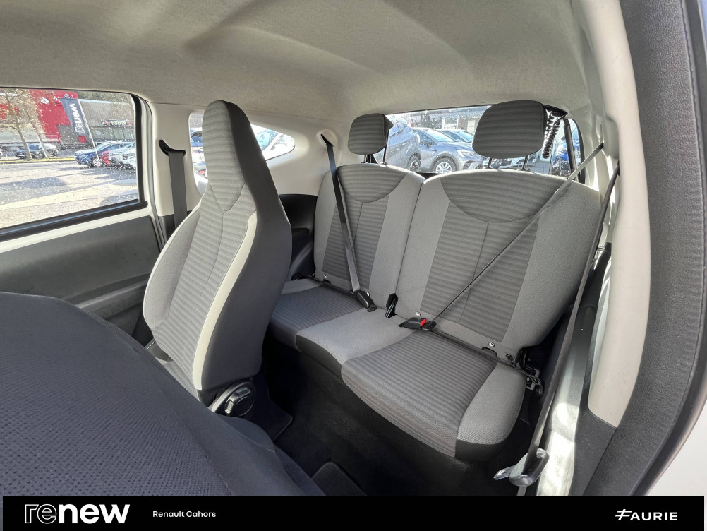 Acheter Toyota Aygo Aygo 1.0 VVT-i x-play 3p occasion dans les concessions du Groupe Faurie